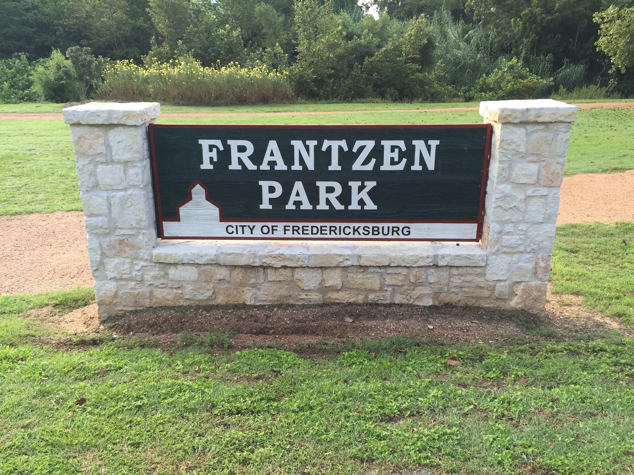 Frantzen Park entry sign